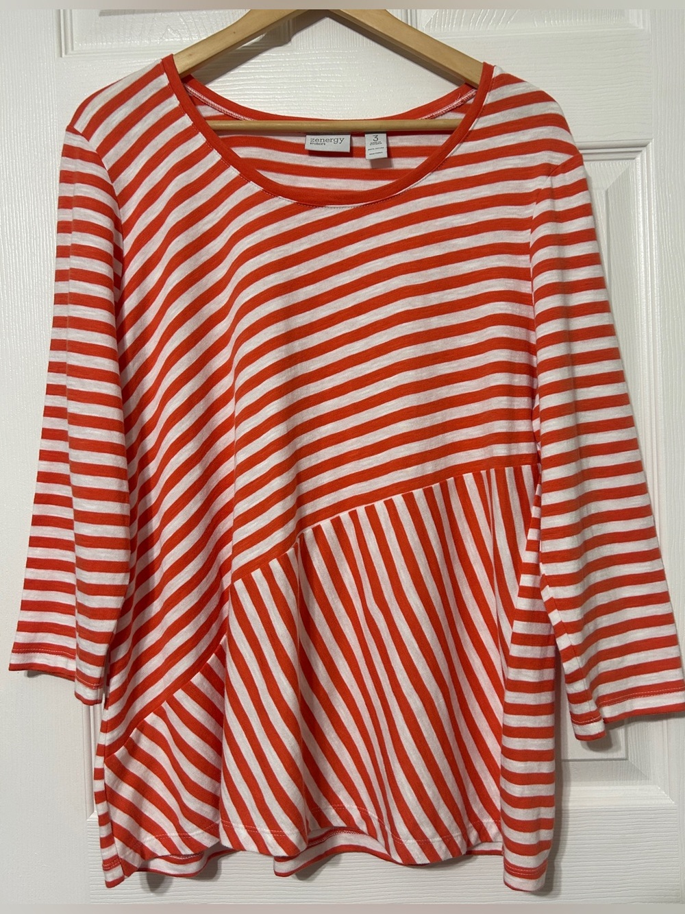 Zenergy By Chico’s Coral Stripe Tee Top 3/4 Sleeves Cotton Size 3 Women’s XL